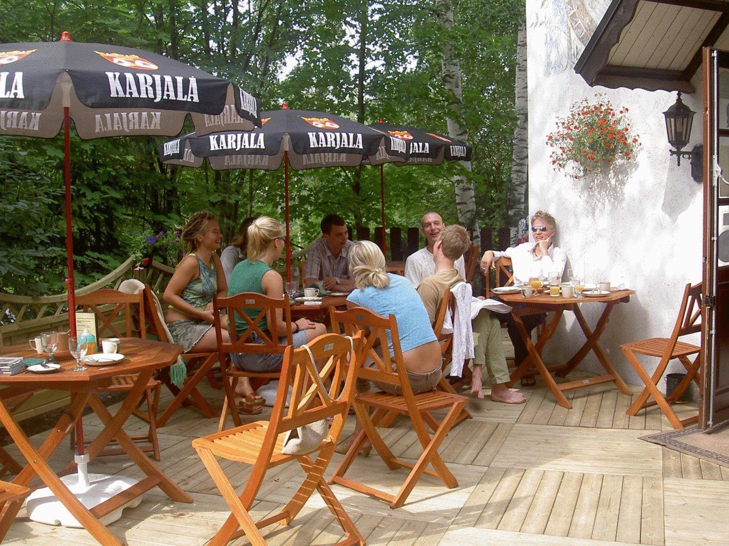 Cronin'S Guesthouse Bed & Breakfast Хейнола Экстерьер фото